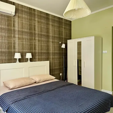 студио Center Plowdiw